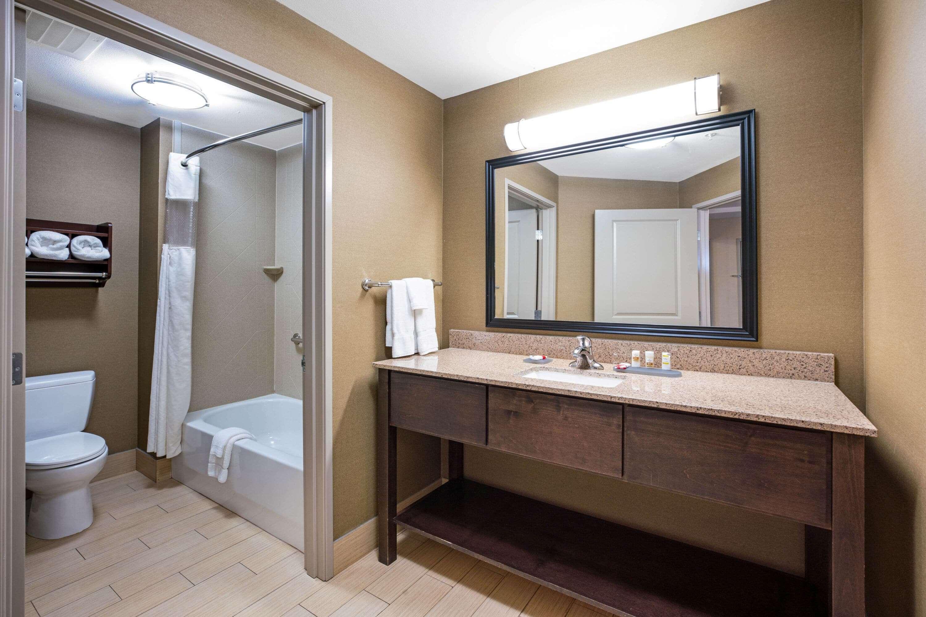 La Quinta By Wyndham Bellingham Hotel Екстериор снимка